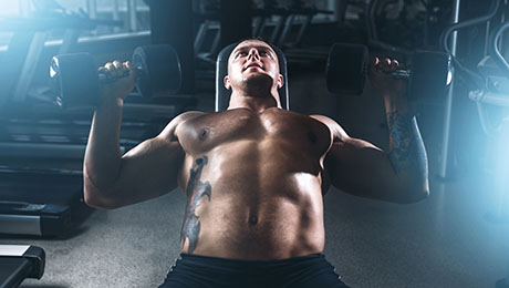 5 bästa bröstövningarna